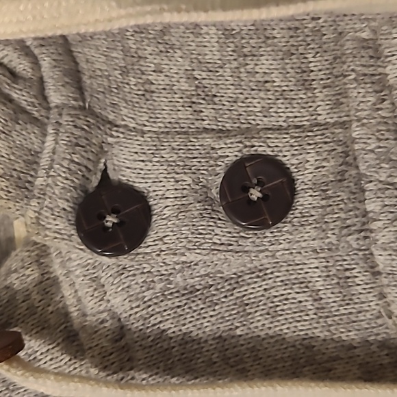 Men's medium CCM hoodie - Picture 3 of 5